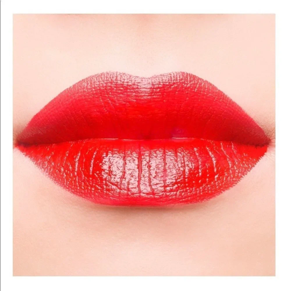 ✨3xHP✨BECCA ULTIMATE LIPSTICK - CRIMSON✨